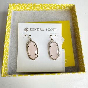 Kendra Scott | Dani Gold Drop Earrings‎ in Rose Quartz
